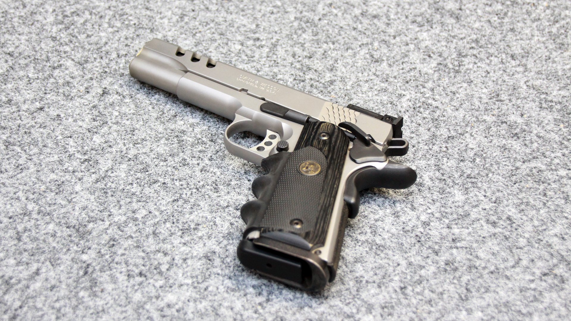 Smith & Wesson 1911 Performance Center Kal. .45 Auto – High-End Matchpistole (Beschuss 2016) – Bild 4