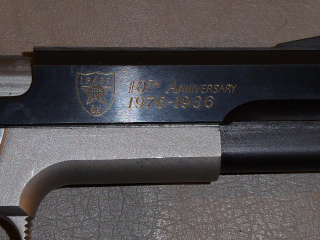 Smith & Wesson Pistole Mod. 745 „10th Anniversary 1976- 1986“. Kal. 45 ACP. – Bild 4