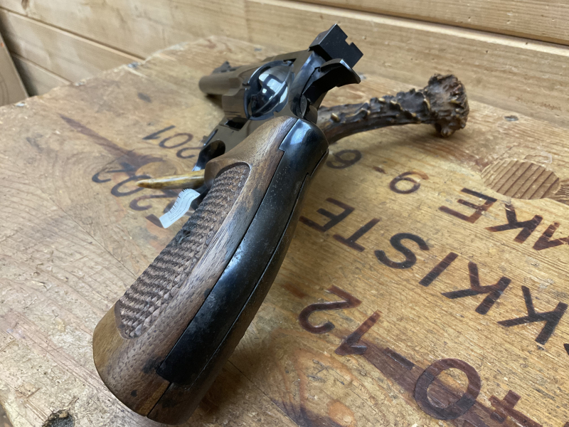 Revolver Sportrevolver Willi Korth Kal..357Mag. 6" – Bild 6