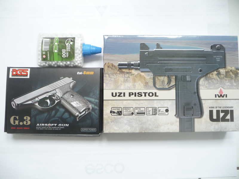 Konvolut Airsoft Softair Pistole UZI Full-Auto <0,5 Joule – kuva 4