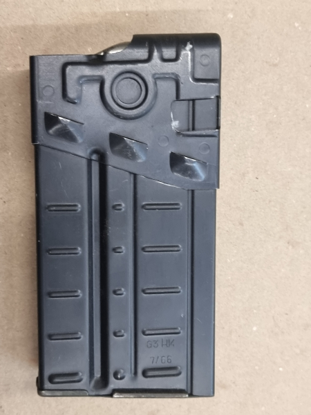 Original 20er Deko-Magazin für deutsches Schnellfeuergewehr G3 abgeändert. Deko – Bild 2