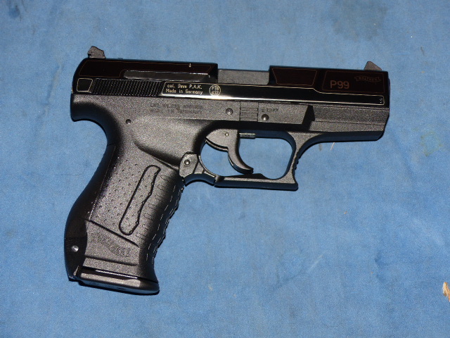 Walther P99 Commemorative for The Year 2000 cal. 9mm PAK im Koffer - TOP – Bild 3