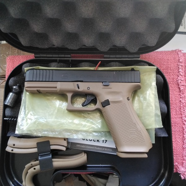Glock 17 ,9mm P.A.K – Bild 2