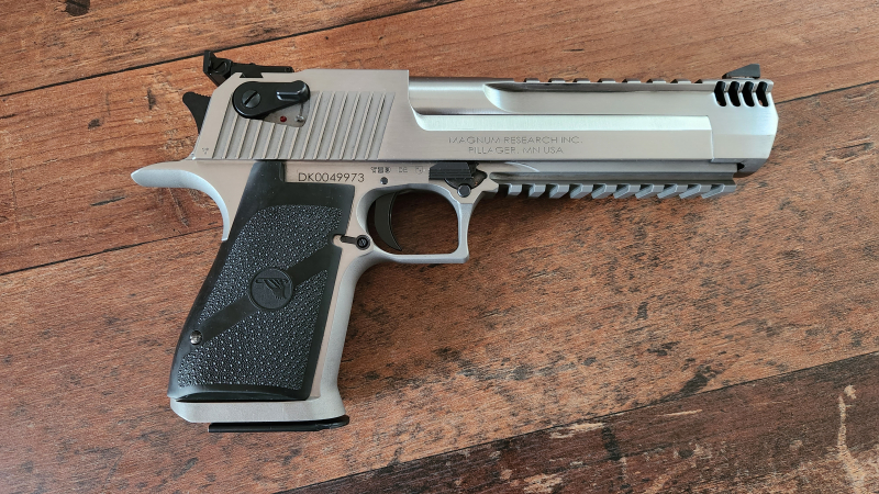 Desert Eagle XIX stainless .357 Mag Comp Paket – Bild 3