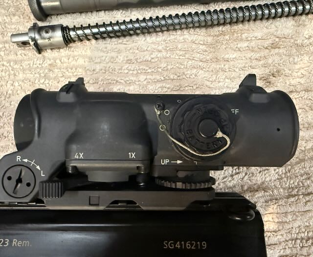 SIG 551 .223 Rem Elcan Specter DR 1x/4x – Bild 5
