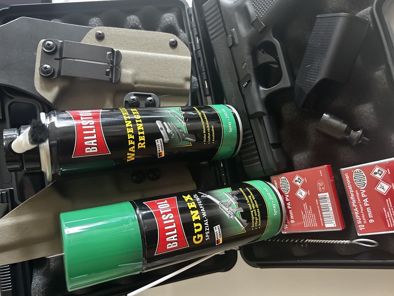 Umarex Glock 17 Gen5 PAK Schreckschuss inkl massig Zubehör – Bild 2