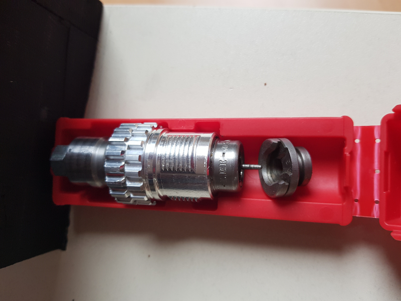 Lee Presse mit 1 Matritze – 3. kép