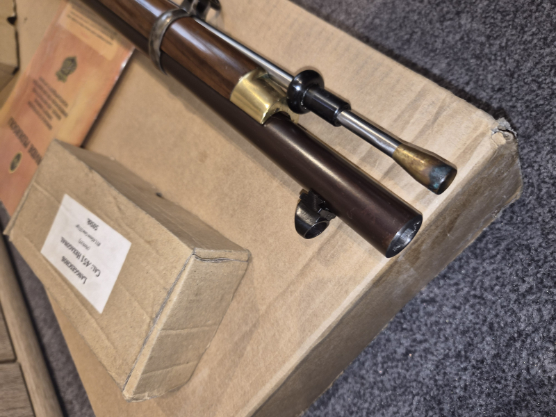 Vorderladergewehr Perkussion Pedersoli Withworth Kal. 451 mit Kokille Hexagonal und OVP – Bild 5