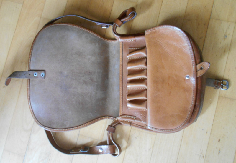 hellbraune Jagdtasche Echtleder mit Riemen Patronenschlaufen – Bild 2