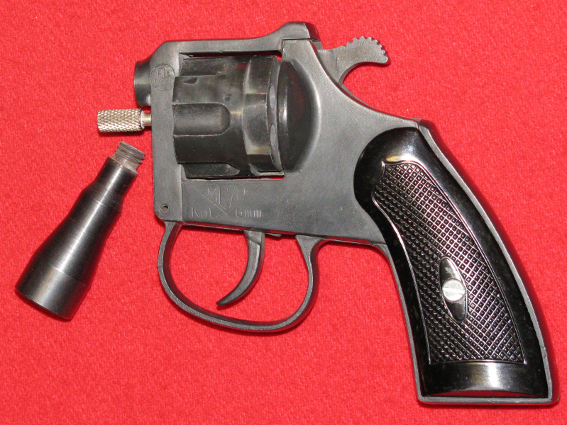 Melcher Schreckschuss- Revolver, ein Melcher ME 70 mit der sehr frühen PTB 5-70 in 6mm Flobert-Knall – Bild 3