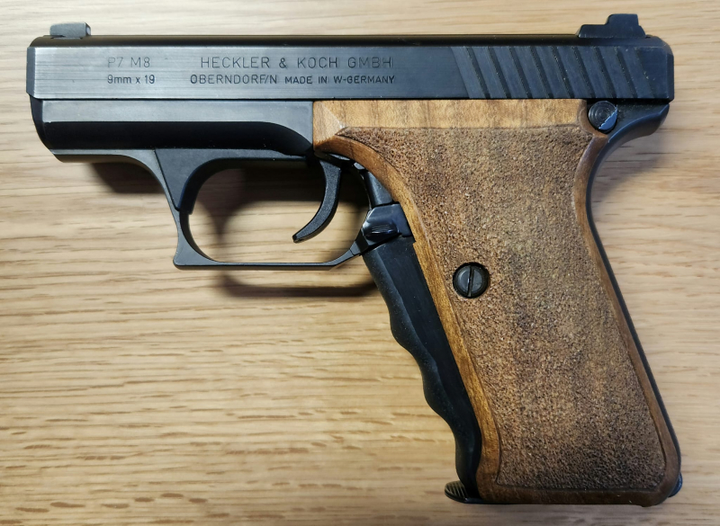 Heckler & Koch - P7 M8 - 9mm - 2 Magazine - OVP - Top Zustand – Bild 4