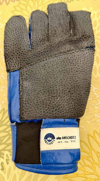 Schiessschuhe Gr. 44 und Schiesshandschuh Gr. M – Bild 4