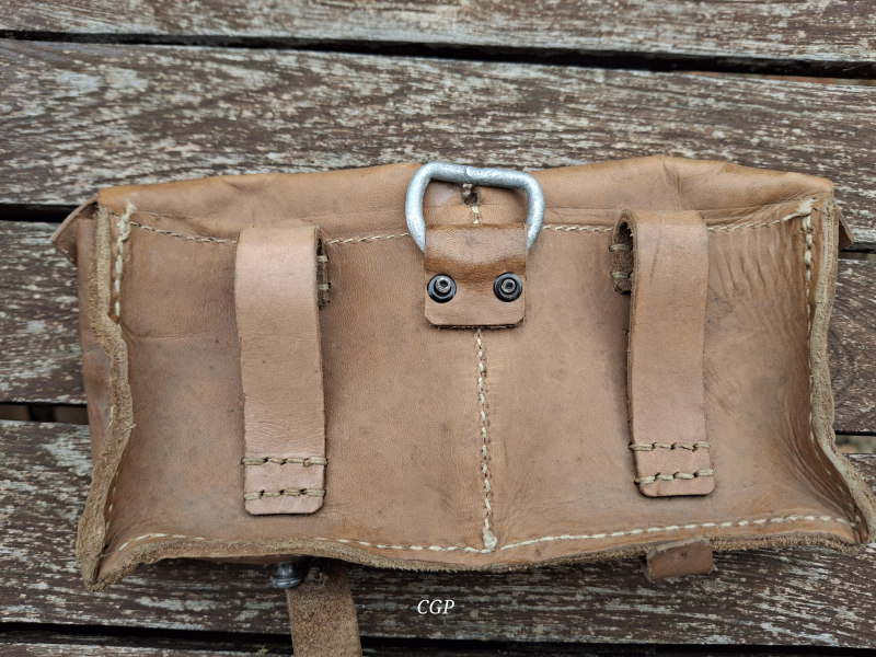 K43 G43 Magazintasche WK2 - ros 1944 - Originalstück – Bild 2