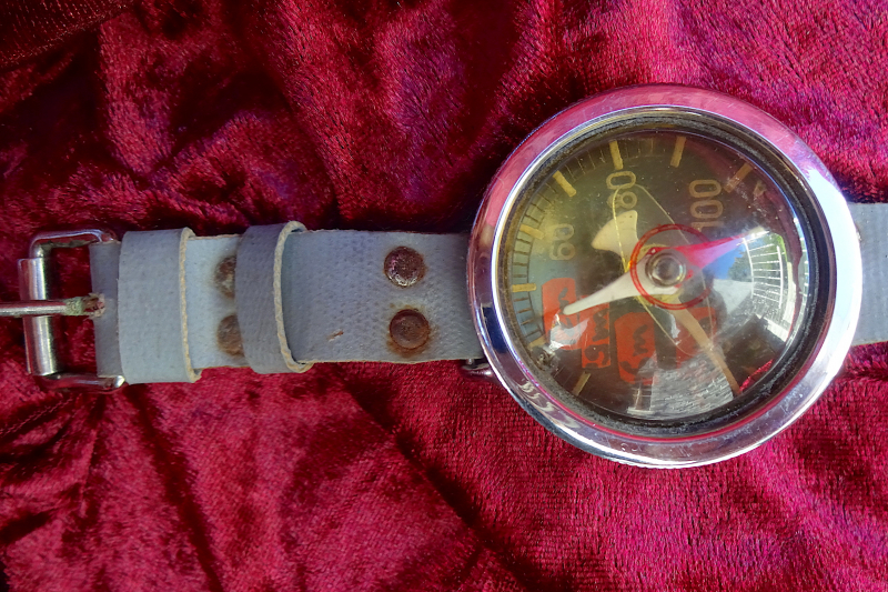 seltene Taucheruhr "WIKU-WEST GERMANY" – Bild 2