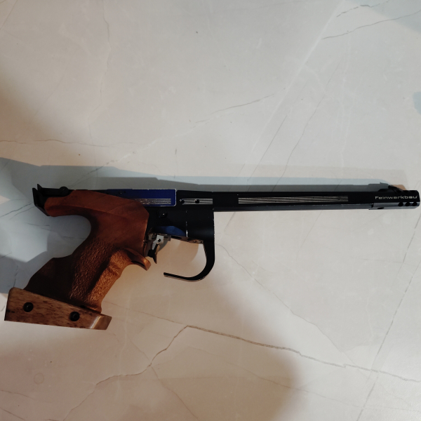 Feinwerkbau Matchluftpistole Modell P34 – Bild 6
