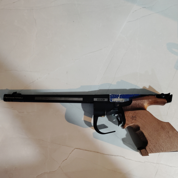 Feinwerkbau Matchluftpistole Modell P34 – Bild 3