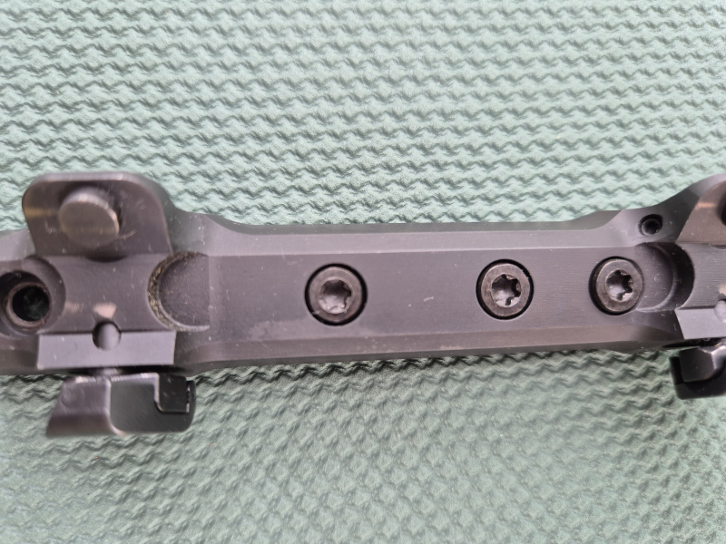 HENNEBERGER HMS Sattelmontage für Swarovski SR-Schiene - Blaser R8/R93 – stampa 3