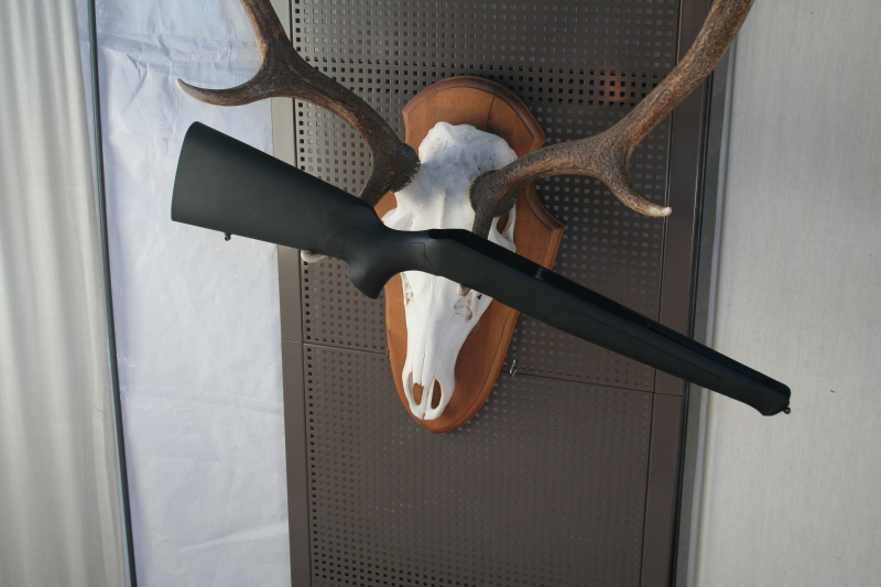 Blaser R8 Professional Schaft für 17 mm Standard und 19 mm Semi Weight Läufe – Bild 2