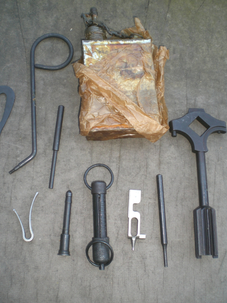 abx Sowjetisches Werkzugset zum Maxim MG Original – Bild 2