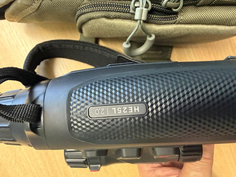 Wärmebildfernglas Hikmicro Habrok 4K HE 25 L 2.0 – Bild 4