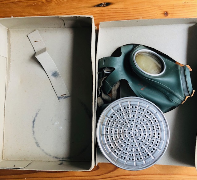 Deutsche Kindergasmaske, Original verpackt – Bild 2