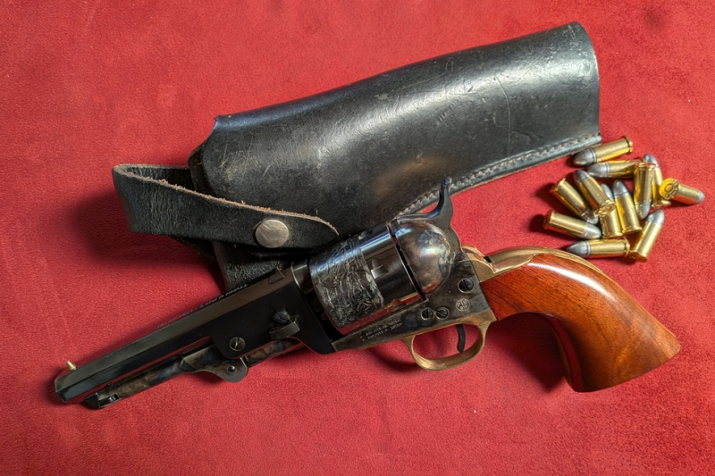UBERTI COLT NAVY CONVERSION MIT PTB + DEKOPATRONEN + HOLSTER – Bild 3