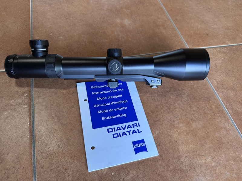 Zeiss Varipoint VM 2,5-10X50 T* mit Schiene Abs. 60 – Bild 2