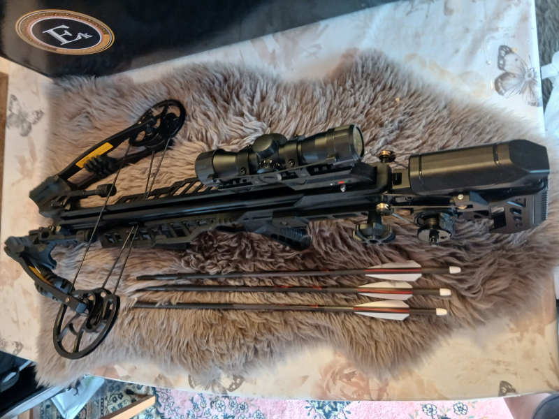 Neuwertiges Armbrustset EK Archery Vulcan 415 – zdjęcie 2