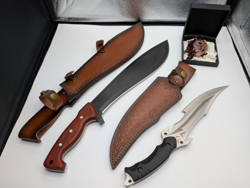 2 neue Messer in altem Geigenkoffer – billede 2