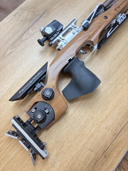 Matchluftgewehr Feinwerkbau 800 W Nussbaum rechts/M ++ NEUWERTIG ++Waffen Haider++ – Bild 2