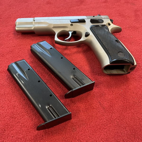 BRNO CZ 75 - 9mm Luger - Halbautomatische Pistole | 2x Magazin + Koffer – Bild 3