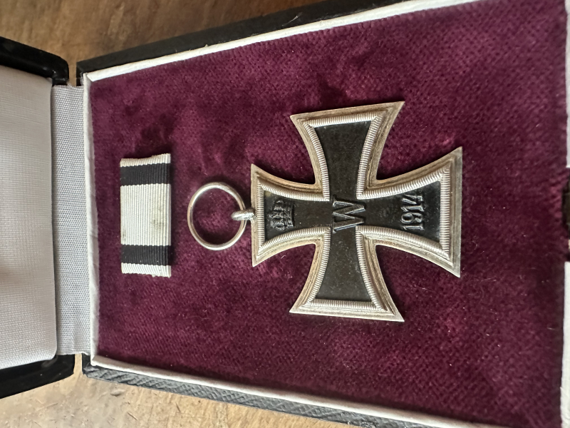 Eisernes Kreuz 2kl 1914 Nichtkämpfer mit Spange im Etu i mit Samt rot Rar – afbeelding 2