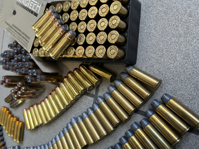 Konvolut 270 Patronen .44RemMag .44 Magnum Remington CBC Magtech Federal IMI Silber Gold – immagine 2