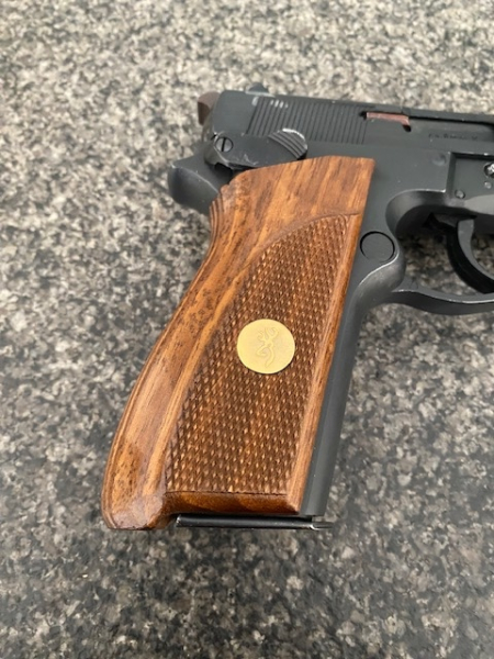 Browning Umarex GPDA 8 mit Metallmagazin Lederholster – Bild 4