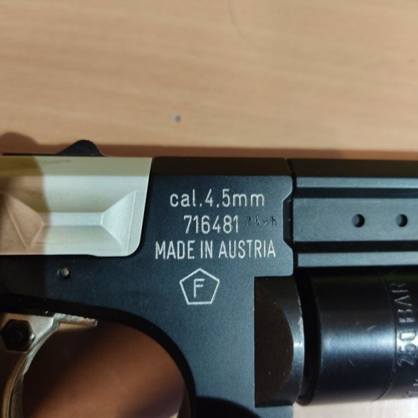 CO2-Pistole Steyr Compensator – Bild 4