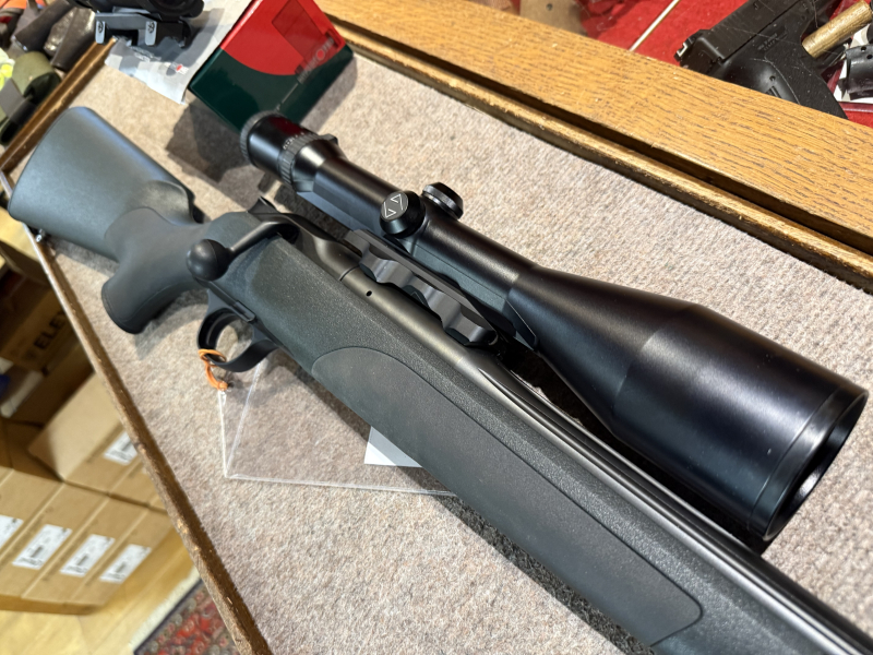 Rep.Büchse Blaser R8 Kal.9,3x62 mit Zeiss ZF mit Blaser Hitpoint mit Gewinde – Bild 5