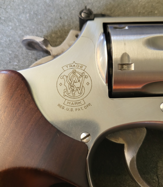 S&W 686-4 Target Champion DL .357 Mag - Sehr guter Zustand - Club 30 „Custom Gun Shop“ – Bild 4