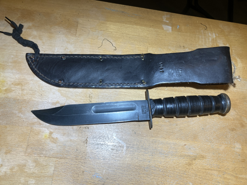 Original Camillus USN US Army Ka Bar Kampfmesser WW2 oder Vietnam – Bild 3