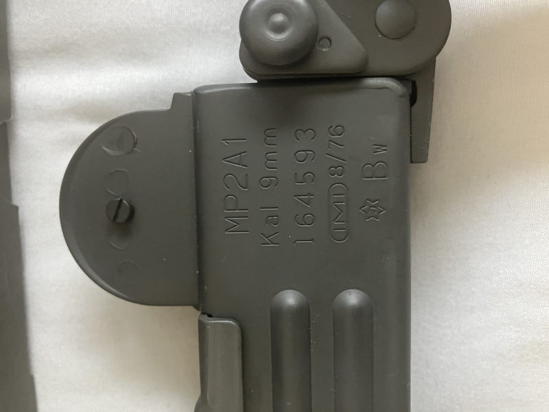 Northeast MP2A1 6mm BB GBB + 2 Ersatzmagazinen – pilt 3