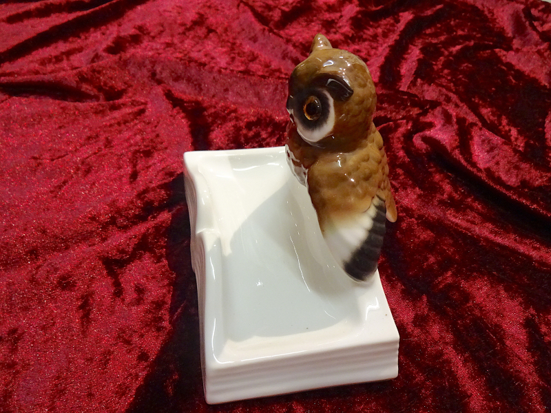 farbige Eule auf Porzellan Aschenbecher, selten – immagine 2
