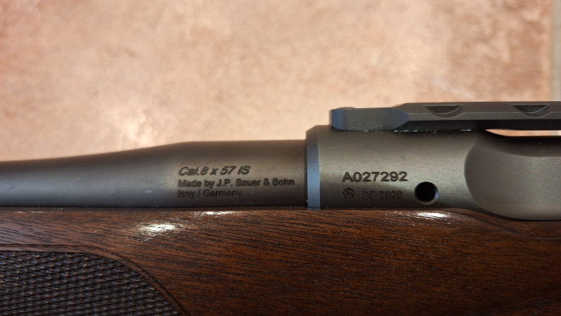 Sauer Repetierbüchse 101 Classic Holz mit Schalldämpfer – Bild 2