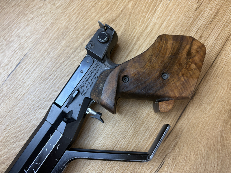 Pistole Feinwerkbau Mod. 100 Kal. 4,5/.177 ++ SEHR GUTER ZUSTAND ++ – Bild 5