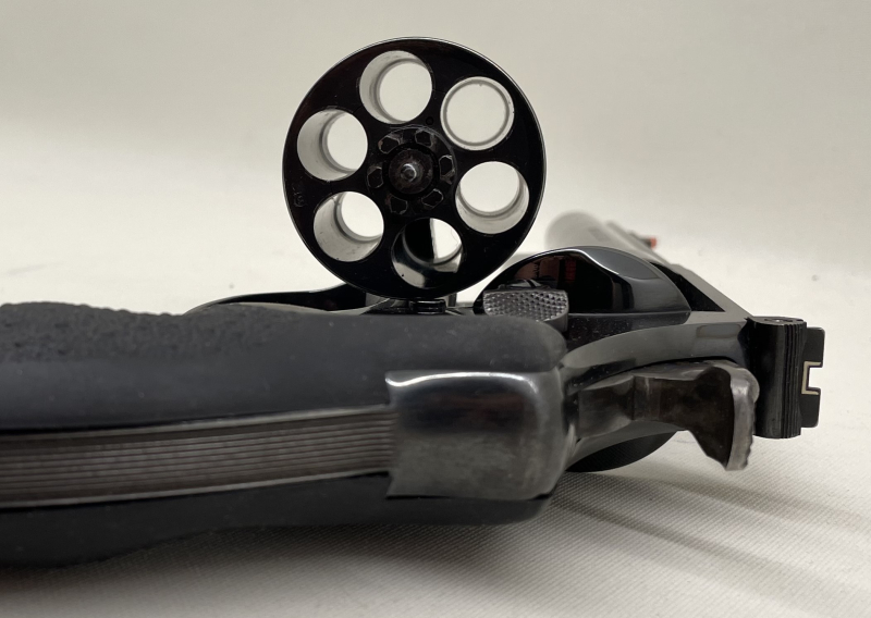 Smith & Wesson 29-3 Kal. .44RemMag. 6" – immagine 3