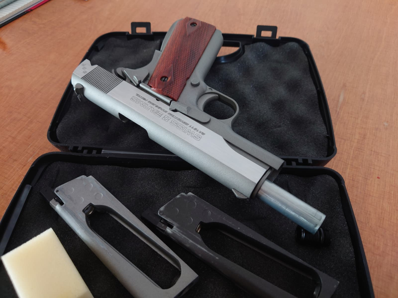 SWISS ARMS 1911 Seventies Stainless 4.5mm BB CO2 (inkl. 2 Magazine) wenig benutzt – Bild 4