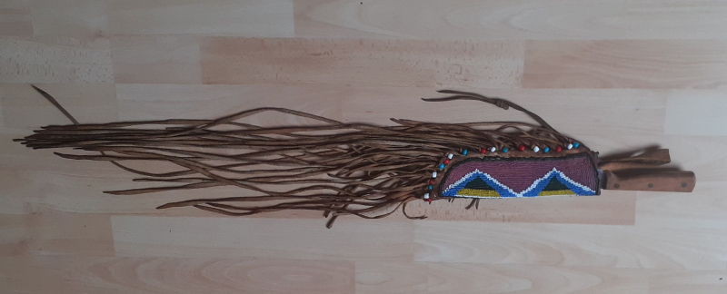 Skalpmesser mit indianischer Messerscheide – obrázek 1