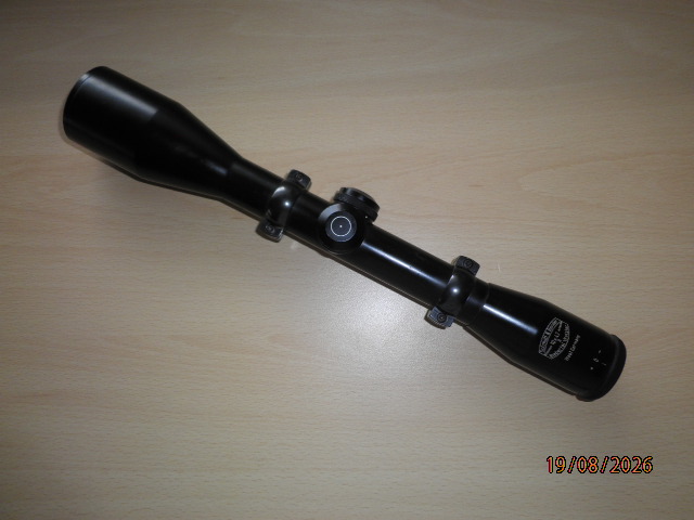Schmidt & Bender 10x42 - Zielfernrohr – obrázek 1