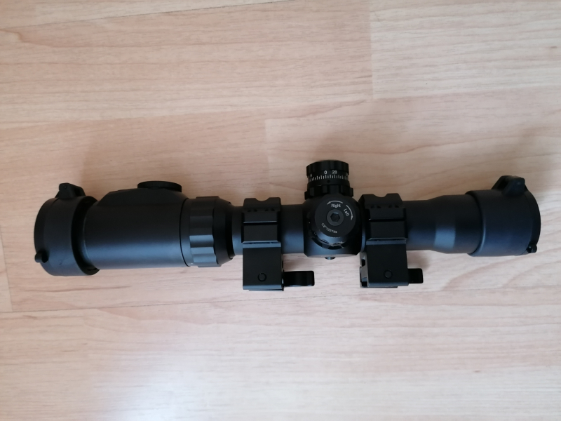 Zielfernrohr UTG Accushot 1-8x28 inkl. Montageringen und Objektivschutzdeckel – Bild 3
