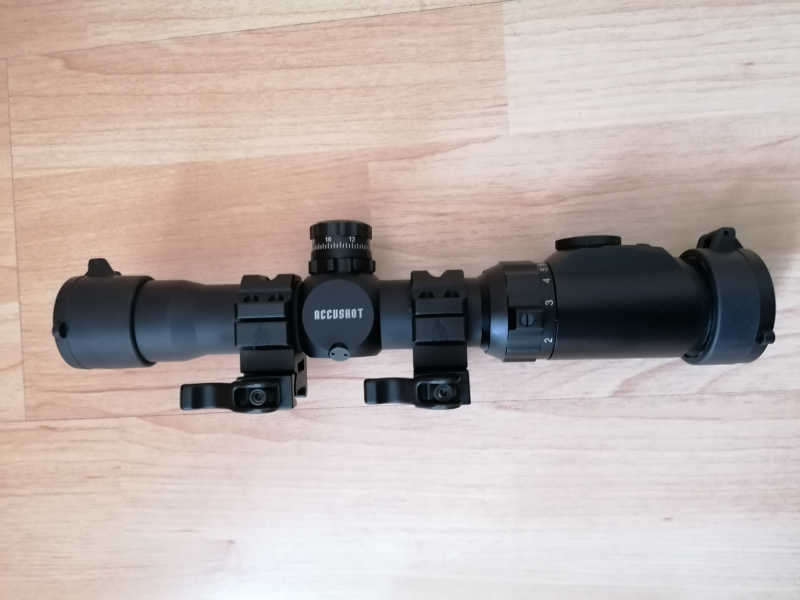 Zielfernrohr UTG Accushot 1-8x28 inkl. Montageringen und Objektivschutzdeckel – Bild 2
