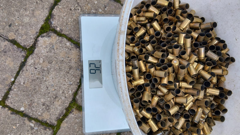 rund 9 kg Hülsen .45 ACP 1..2 x abgefeuert – Bild 2