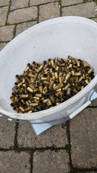 rund 9 kg Hülsen .45 ACP 1..2 x abgefeuert – Bild 1